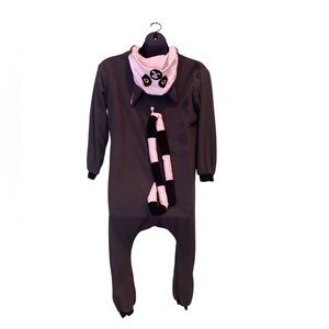 Lemur onesie.  Small. Excellent condition.